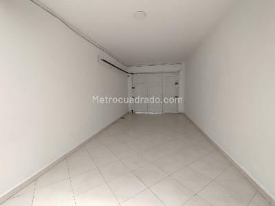 Casa de 4 alcobas en arriendo en Lorena, Medellín, 240 m² · foto 13 de 20