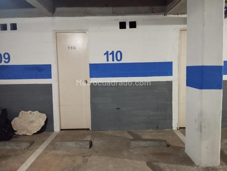 Scenic 3BR Apartment in Altos Del Poblado - 3