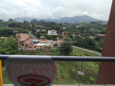 Apartamento de 3 alcobas en arriendo en Camino Verde, Envigado, 76 m² · foto 12 de 14
