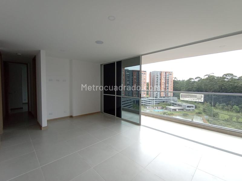 3BR Apartment in Los Colegios (91 m²) - 4