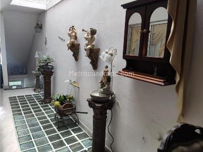 Casa de 5 alcobas en venta en Prado, Bello, 106 m² · foto 8 de 16