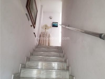 Casa de 5 alcobas en venta en Prado, Bello, 106 m² · foto 11 de 16