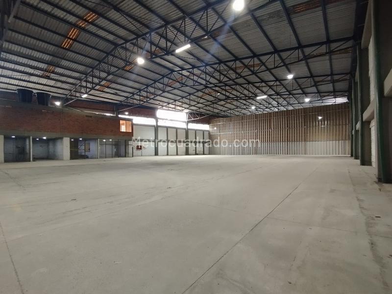 Bodega en Arriendo, Postobon, Dosquebradas - Więcej