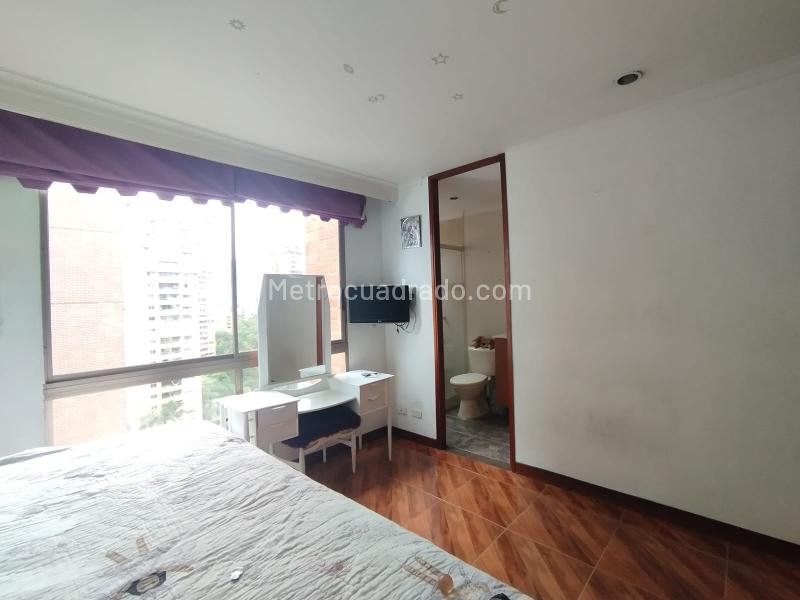 Luxury 3BR Apartment in La Florida El Poblado - 6