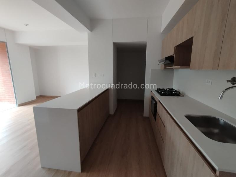 Cozy 3BR Apartment for Rent in Bello, Amazonía - 2