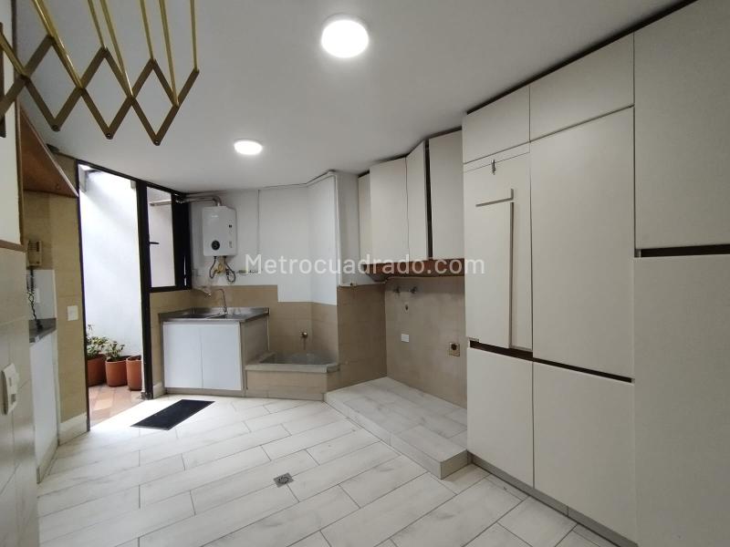 Spacious 4BR Apartment in Alejandria - 5