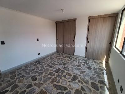 Apartamento de 3 alcobas en arriendo en Laureles Medellin, Medellín, 155 m² · foto 3 de 17