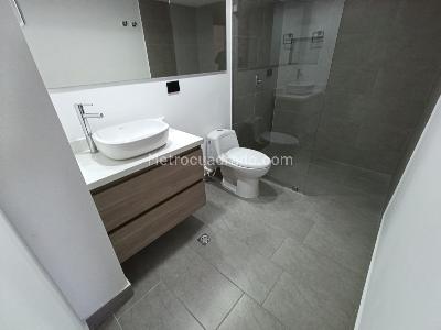 Apartamento de 3 alcobas en arriendo en Laureles Medellin, Medellín, 155 m² · foto 4 de 17