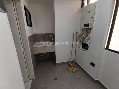 Apartamento de 3 alcobas en arriendo en Laureles Medellin, Medellín, 155 m² · foto 10 de 17