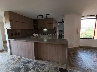 Apartamento de 3 alcobas en arriendo en Laureles Medellin, Medellín, 155 m² · foto 13 de 17