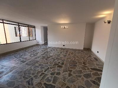 Apartamento de 3 alcobas en arriendo en Laureles Medellin, Medellín, 155 m² · foto 14 de 17
