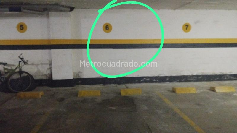 3BR Apartment with Double Parallel Parking in El Nogal Los Almendros - 8