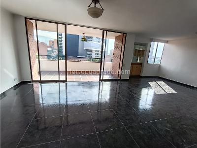 Apartamento en venta en Laureles, Medellín · foto 2 de 19