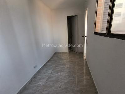 Apartamento en venta en Laureles, Medellín · foto 9 de 19
