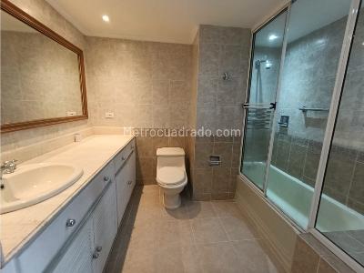 Apartamento en venta en Laureles, Medellín · foto 17 de 19