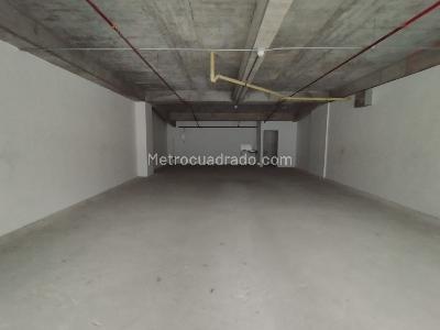 Retail space for rent in Niquia, Bello