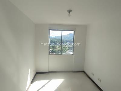 Apartamento de 3 alcobas en arriendo en Las Mercedes Medellin, Medellín, 70 m² · foto 7 de 20