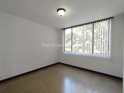 Apartamento de 3 alcobas en arriendo en El Portal, Envigado, 114 m² · foto 3 de 20