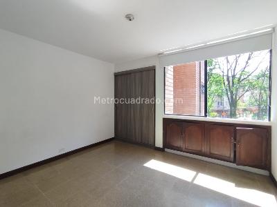 Apartamento de 3 alcobas en arriendo en El Portal, Envigado, 114 m² · foto 8 de 20