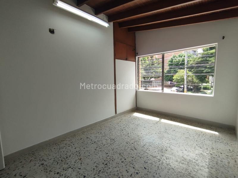 Spacious 5BR House for Living or Business in Florida Nueva - 3