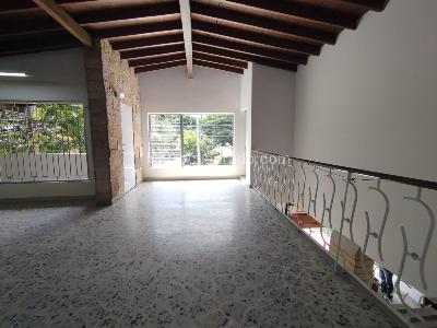 Casa en Arriendo, Florida Nueva, Medellín