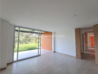 Casa de 3 alcobas en venta en Condina, Pereira, 384 m² · foto 17 de 19