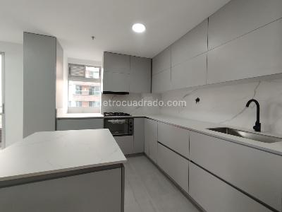 Apartamento de 3 alcobas en arriendo en Zuñiga, Envigado, 163 m² · foto 2 de 20