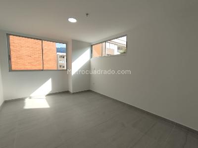 Apartamento de 3 alcobas en arriendo en Zuñiga, Envigado, 163 m² · foto 10 de 20