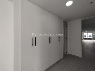 Apartamento de 3 alcobas en arriendo en Zuñiga, Envigado, 163 m² · foto 12 de 20