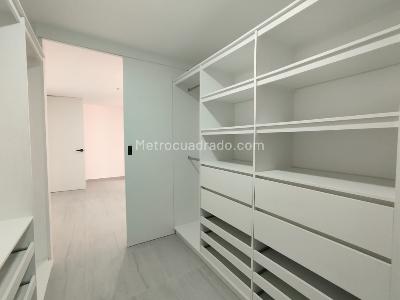Apartamento de 3 alcobas en arriendo en Zuñiga, Envigado, 163 m² · foto 17 de 20