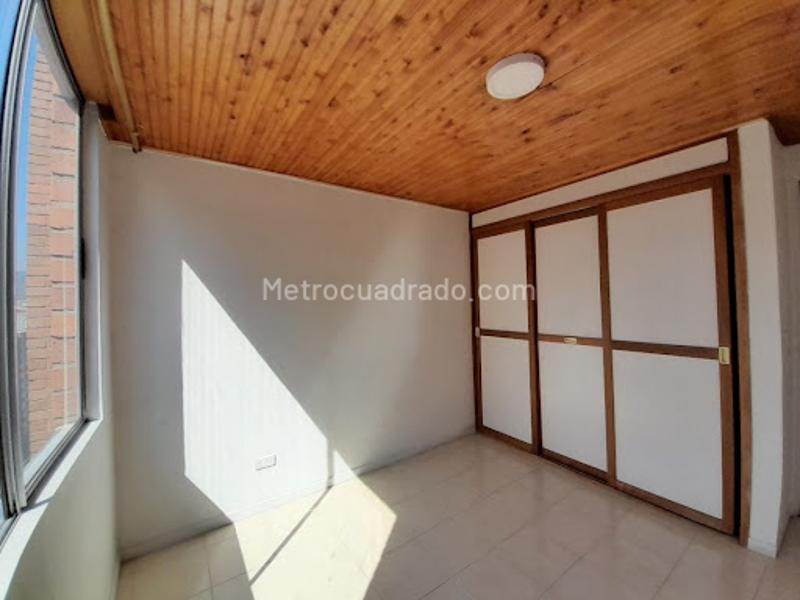 Apartamento en Arriendo en Las Palmas, Medellín - 2