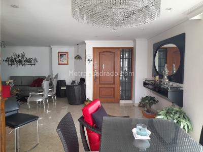 Apartamento de 3 alcobas en venta en El Poblado, Medellín, 170 m² · foto 18 de 20