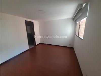 Apartamento de 3 alcobas en venta en Conquistadores, Medellín, 129 m² · foto 9 de 20