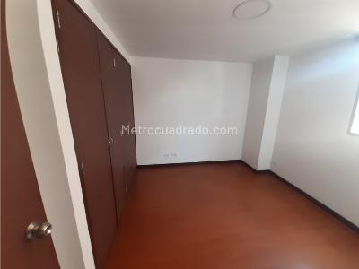 Apartamento de 3 alcobas en venta en Conquistadores, Medellín, 129 m² · foto 12 de 20