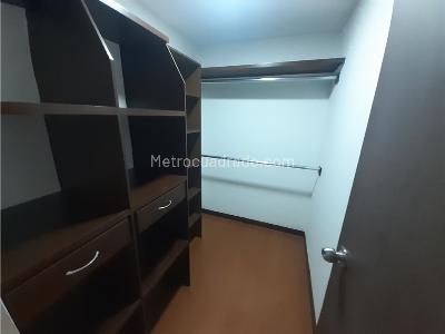 Apartamento de 3 alcobas en venta en Conquistadores, Medellín, 129 m² · foto 15 de 20