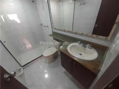Apartamento de 3 alcobas en venta en Conquistadores, Medellín, 129 m² · foto 19 de 20