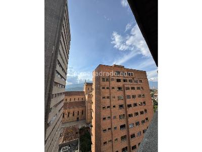 Apartamento en venta en La Candelaria, Medellín · foto 2 de 20