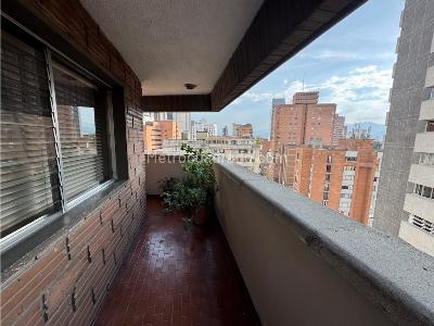 Apartamento en venta en La Candelaria, Medellín · foto 3 de 20