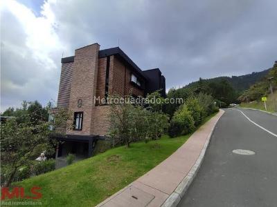 Apartamento de 3 alcobas en venta en Fizebad, Rionegro, 178 m² · foto 9 de 11