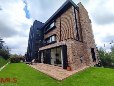 Apartamento de 3 alcobas en venta en Fizebad, Rionegro, 178 m² · foto 11 de 11