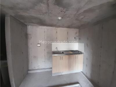 Apartamento de 3 alcobas en venta en El Trapiche, Bello, 68 m² · foto 7 de 9