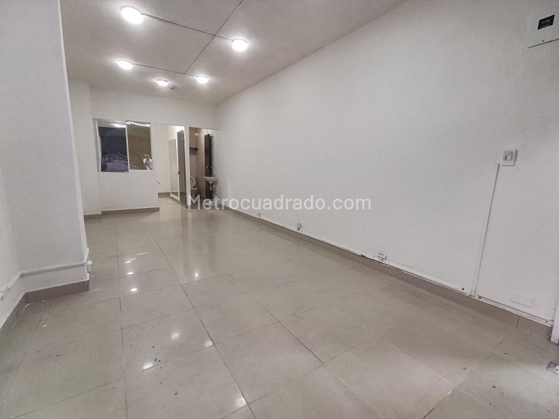 Local Comercial en Arriendo, La Candelaria, Medellín - Vista 3