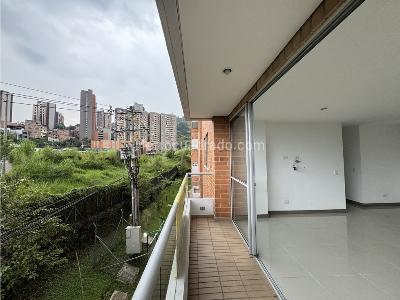 Apartamento en venta en Viviendas Del Sur, Itagüí · foto 2 de 17
