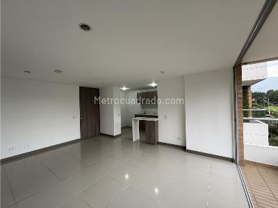 Apartamento en venta en Viviendas Del Sur, Itagüí · foto 4 de 17