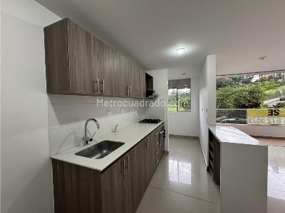 Apartamento en venta en Viviendas Del Sur, Itagüí · foto 6 de 17