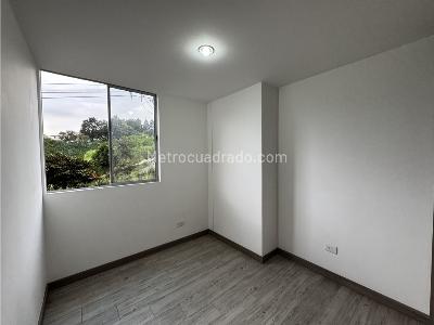 Apartamento en venta en Viviendas Del Sur, Itagüí · foto 10 de 17