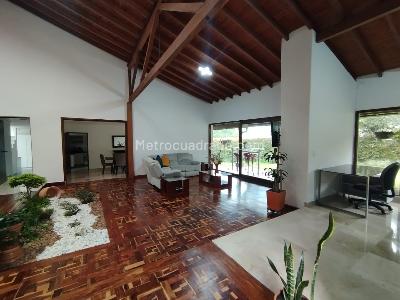 House for rent in Loma Del Chocho, Envigado