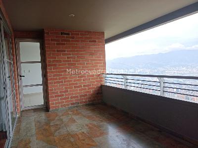 Apartamento de 3 alcobas en arriendo en La Calera, Medellín, 224 m² · foto 12 de 13