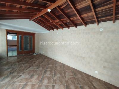 Casa de 4 alcobas en arriendo en El Campestre La Frontera, Medellín, 280 m² · foto 7 de 20