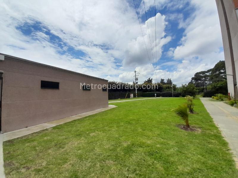 Apartamento en Arriendo, Cimarronas, Rionegro - 2